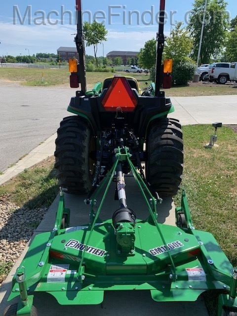 2021 John Deere 3025E Image 5