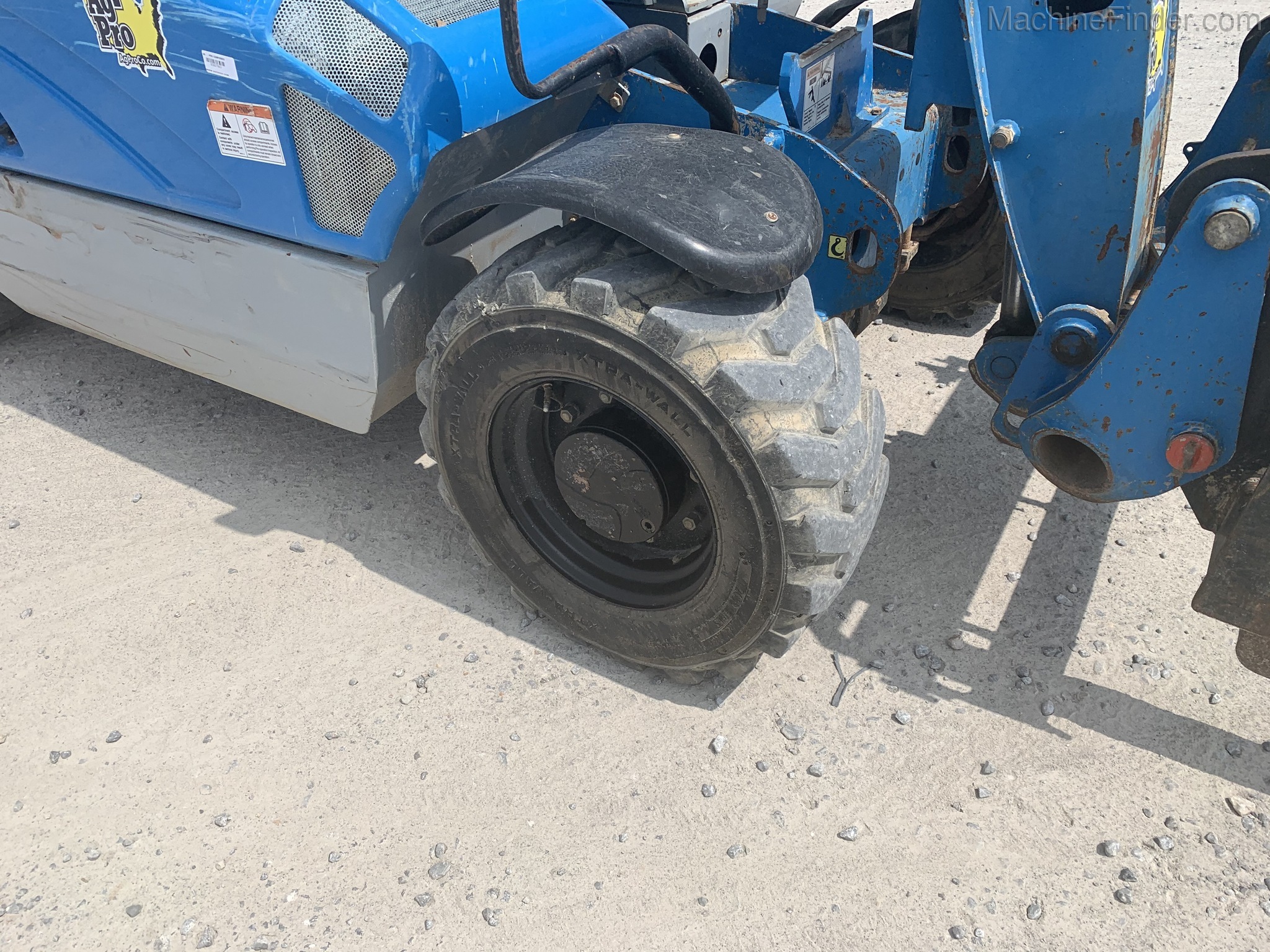 2013 Genie GTH5519 Image 5