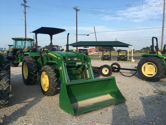 2013 John Deere 5055E Image 3