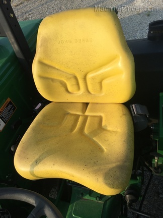 2013 John Deere 5055E Image 8