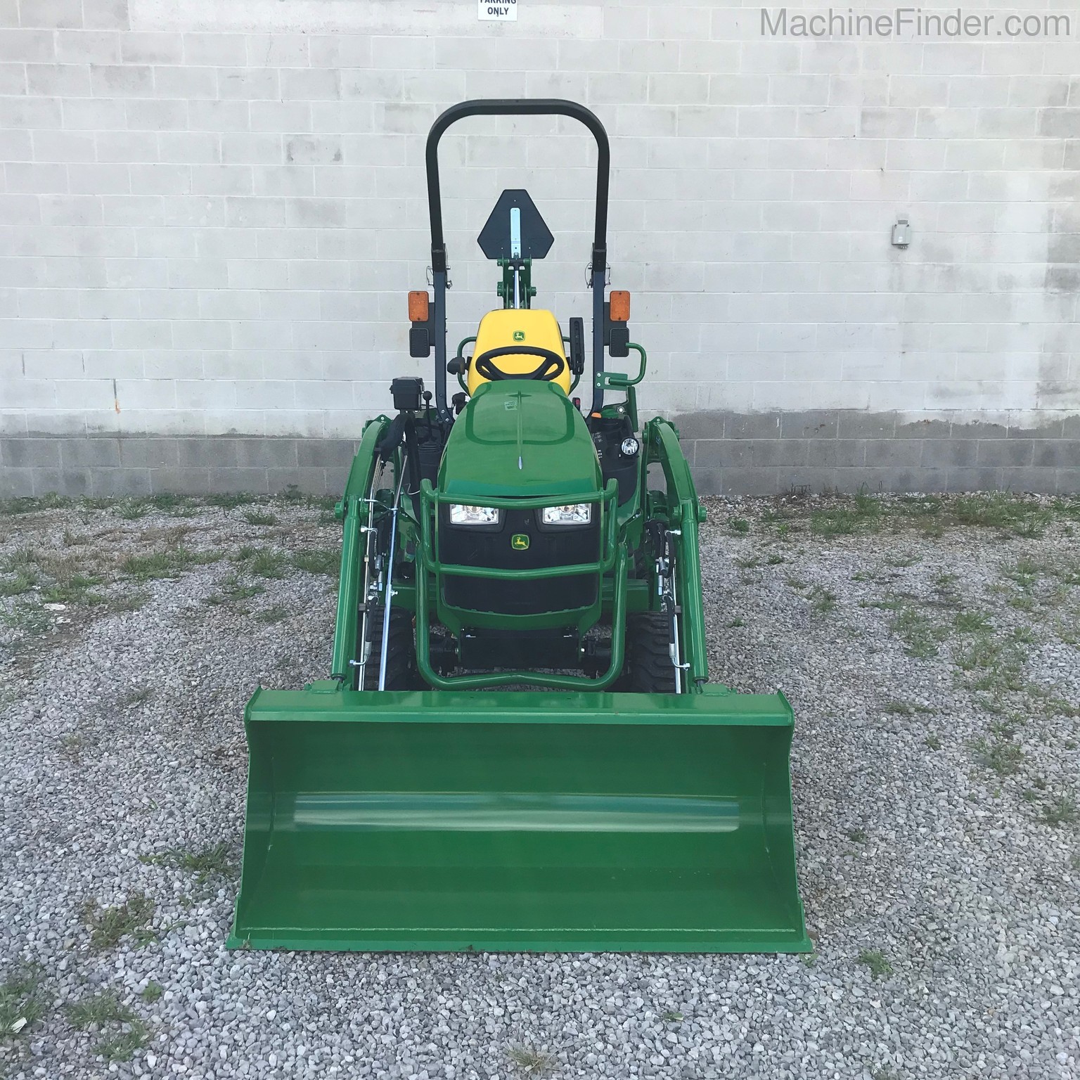 2020 John Deere 1025R Image 4
