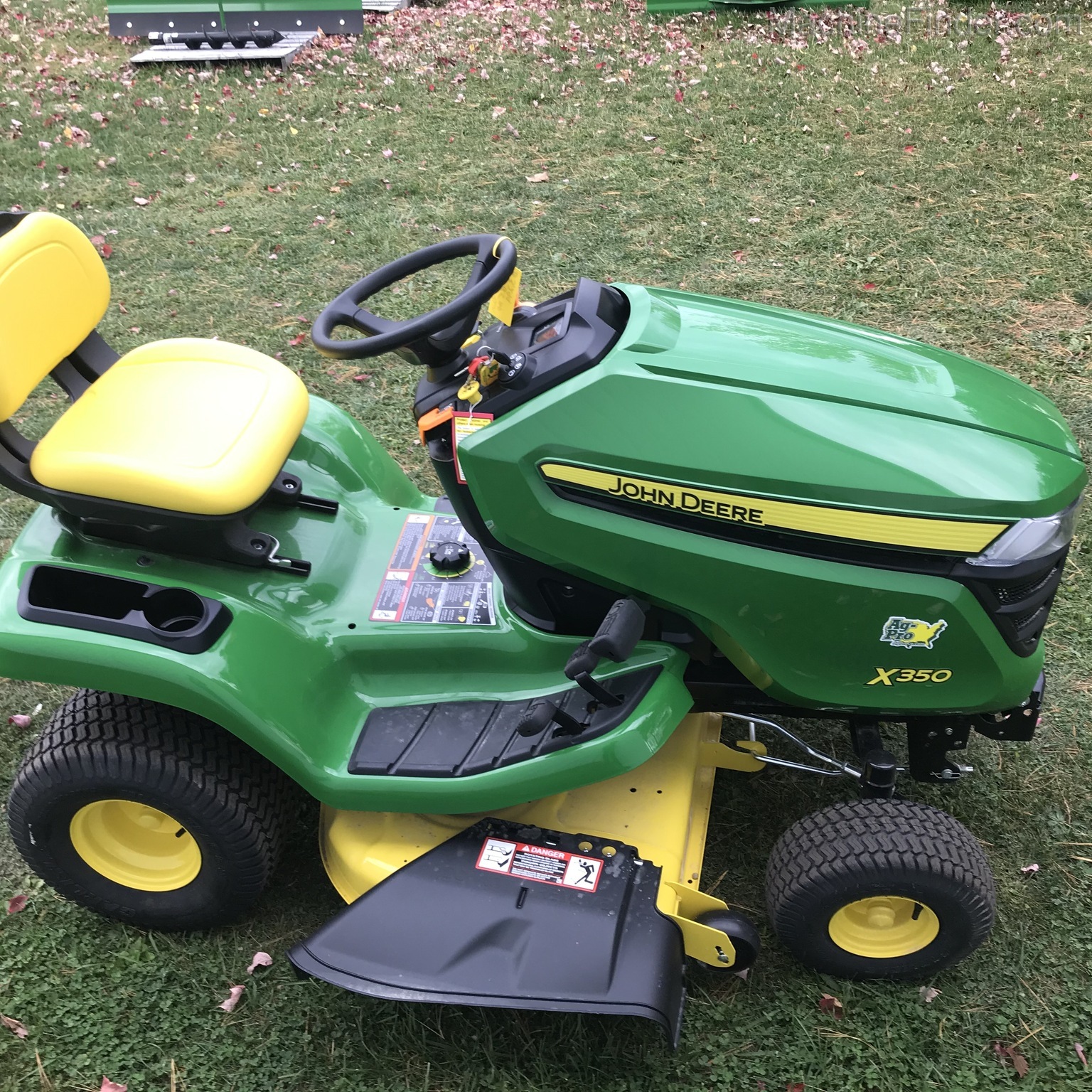 2020 John Deere X350 Image 5