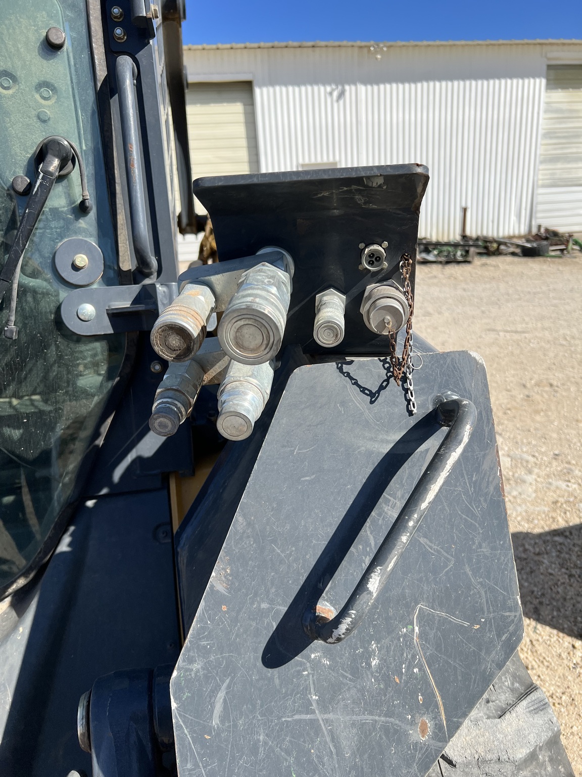 2011 John Deere 326D Image 5