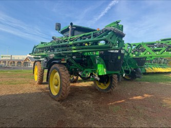 2019 John Deere R4044