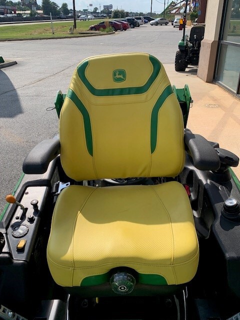 2022 John Deere Z920M Image 2