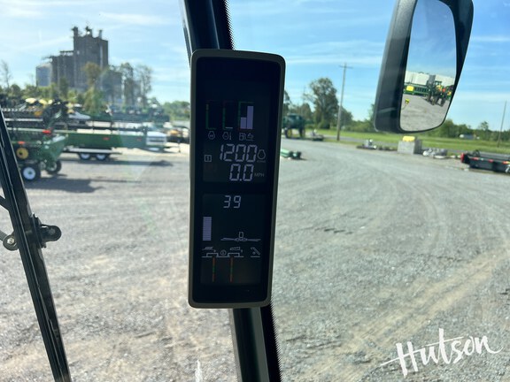 Photo of 2023 John Deere S780