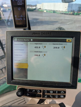 Photo of 2023 John Deere S780