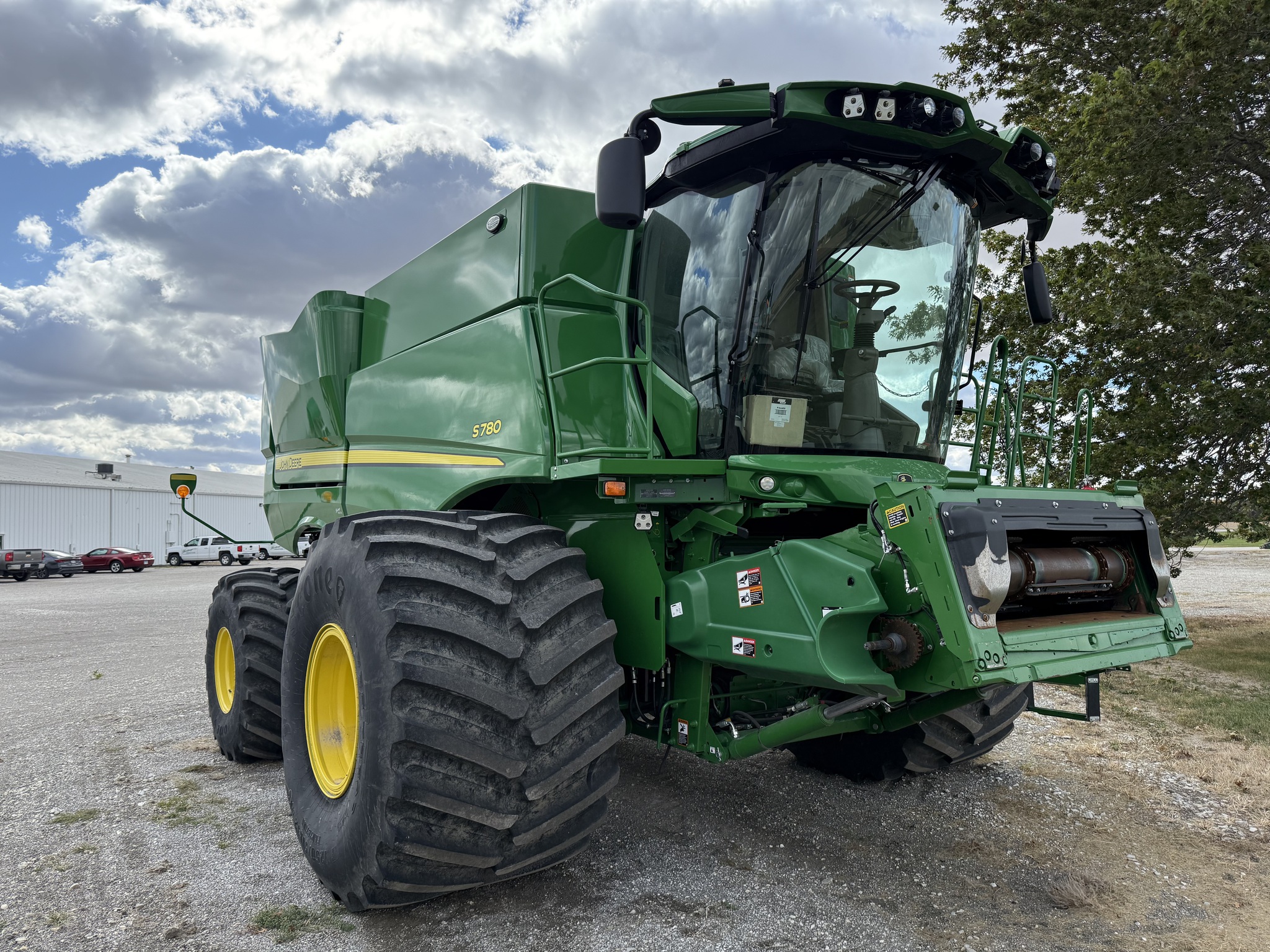  2023 John Deere S780 at Heritage Tractor in Carthage, IL
