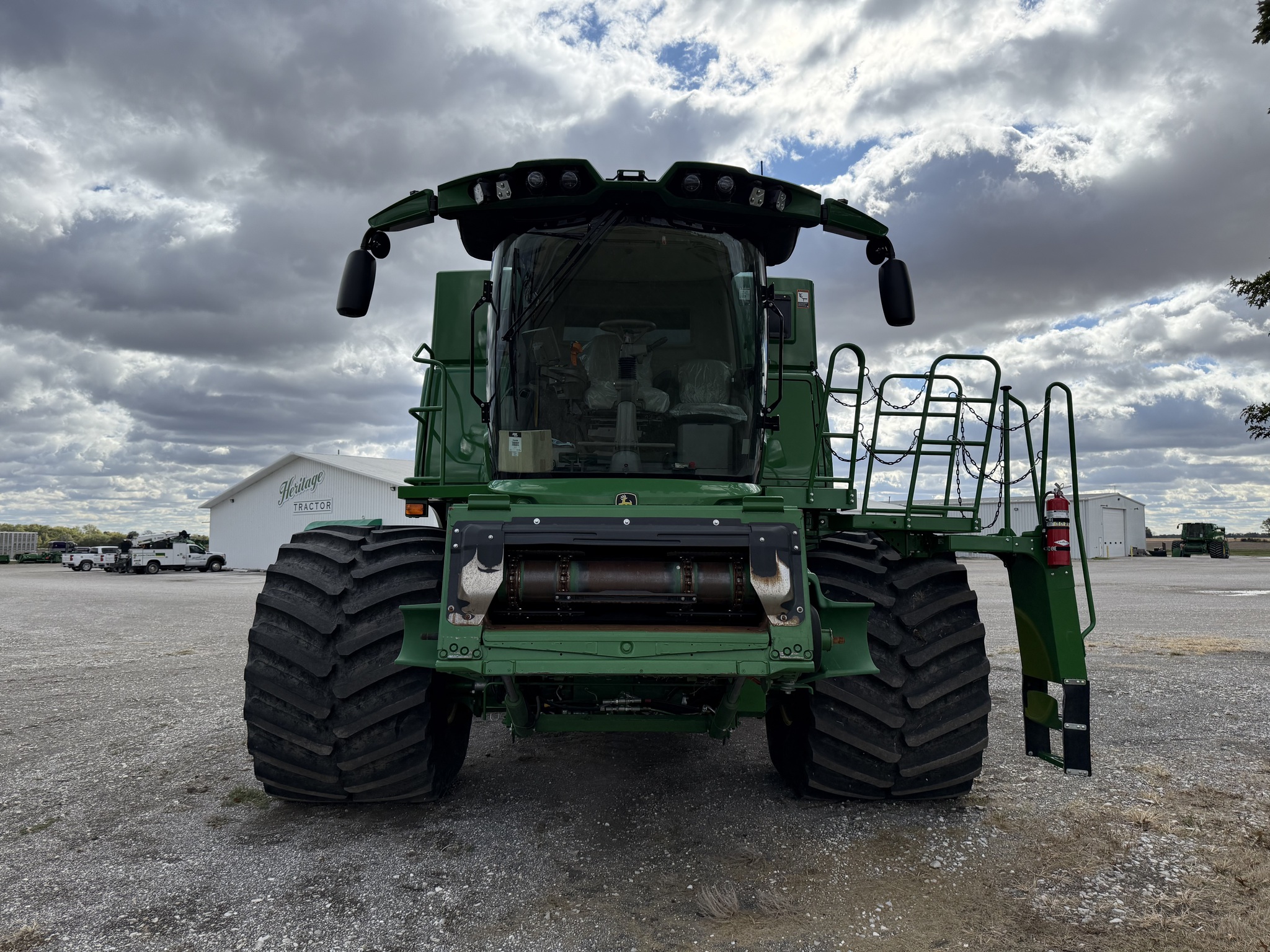  2023 John Deere S780 at Heritage Tractor in Carthage, IL