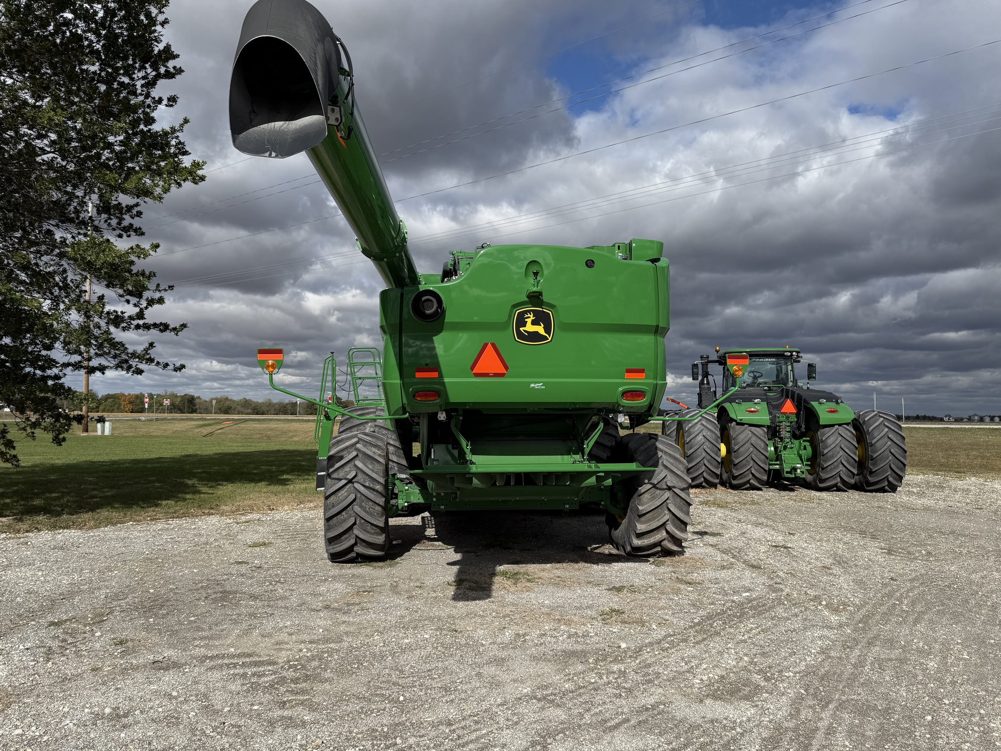 2023 John Deere S780 at Heritage Tractor in Carthage, IL