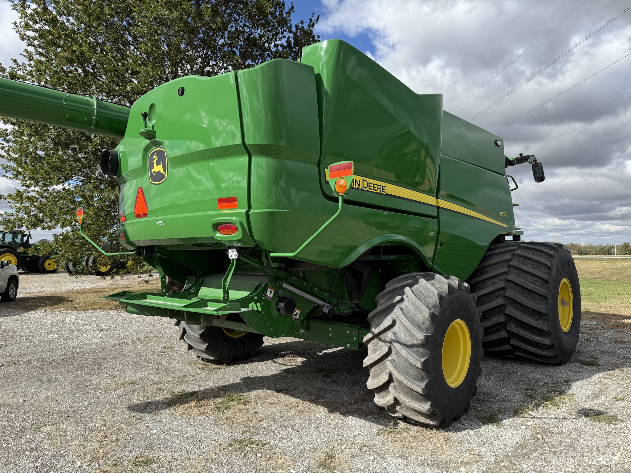  2023 John Deere S780 at Heritage Tractor in Carthage, IL