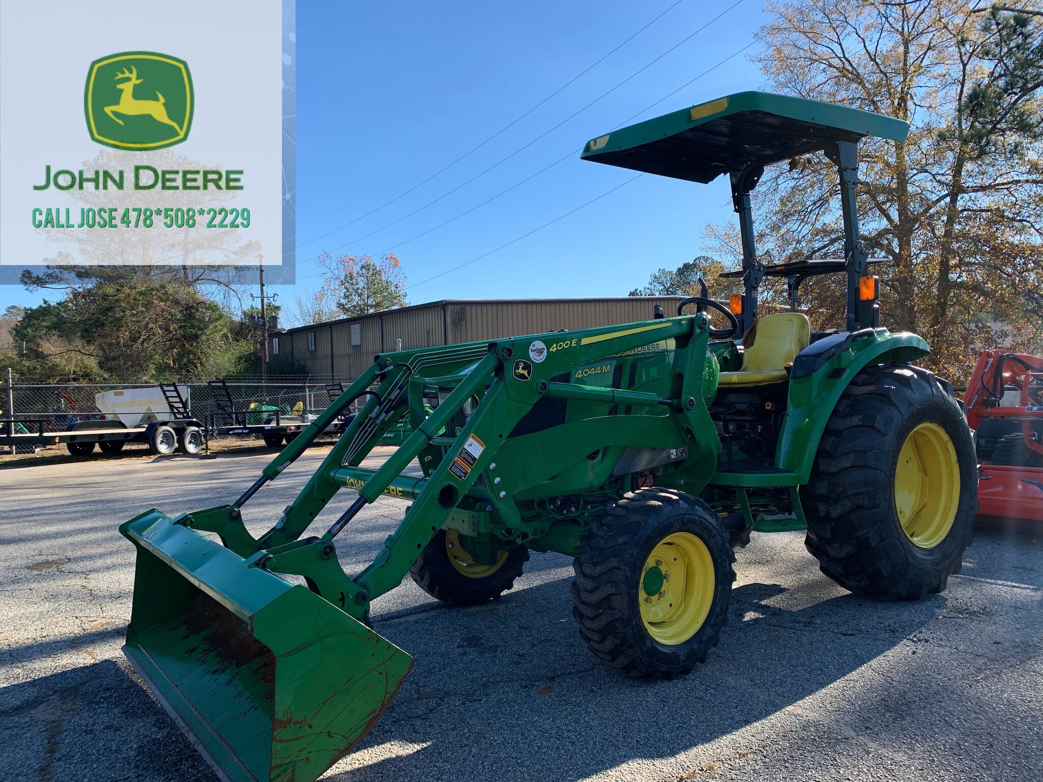 2017 John Deere 4044M Image 1