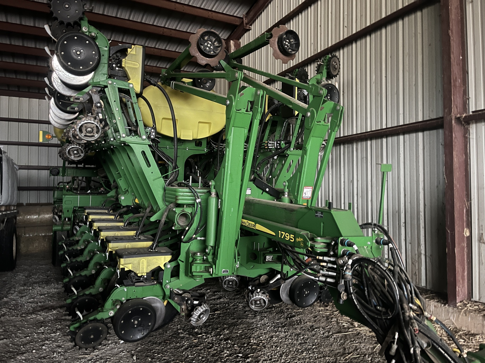 2016 John Deere 1795