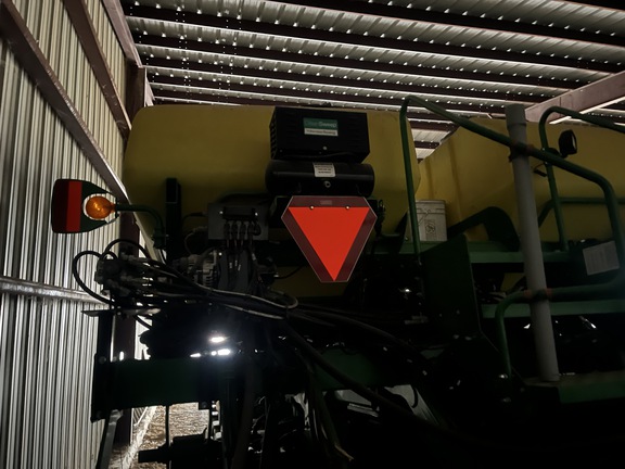 Photo of 2016 John Deere 1795