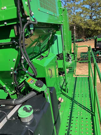 2017 John Deere CP690 Photo 15