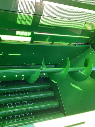 2017 John Deere CP690 Photo 26