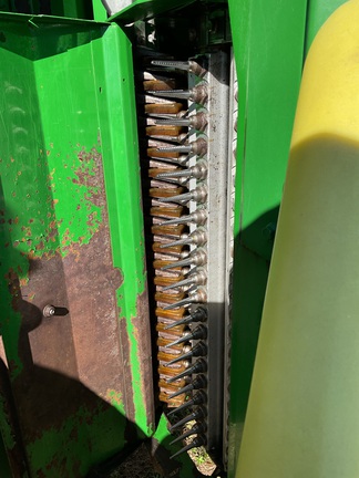 2017 John Deere CP690 Photo 29