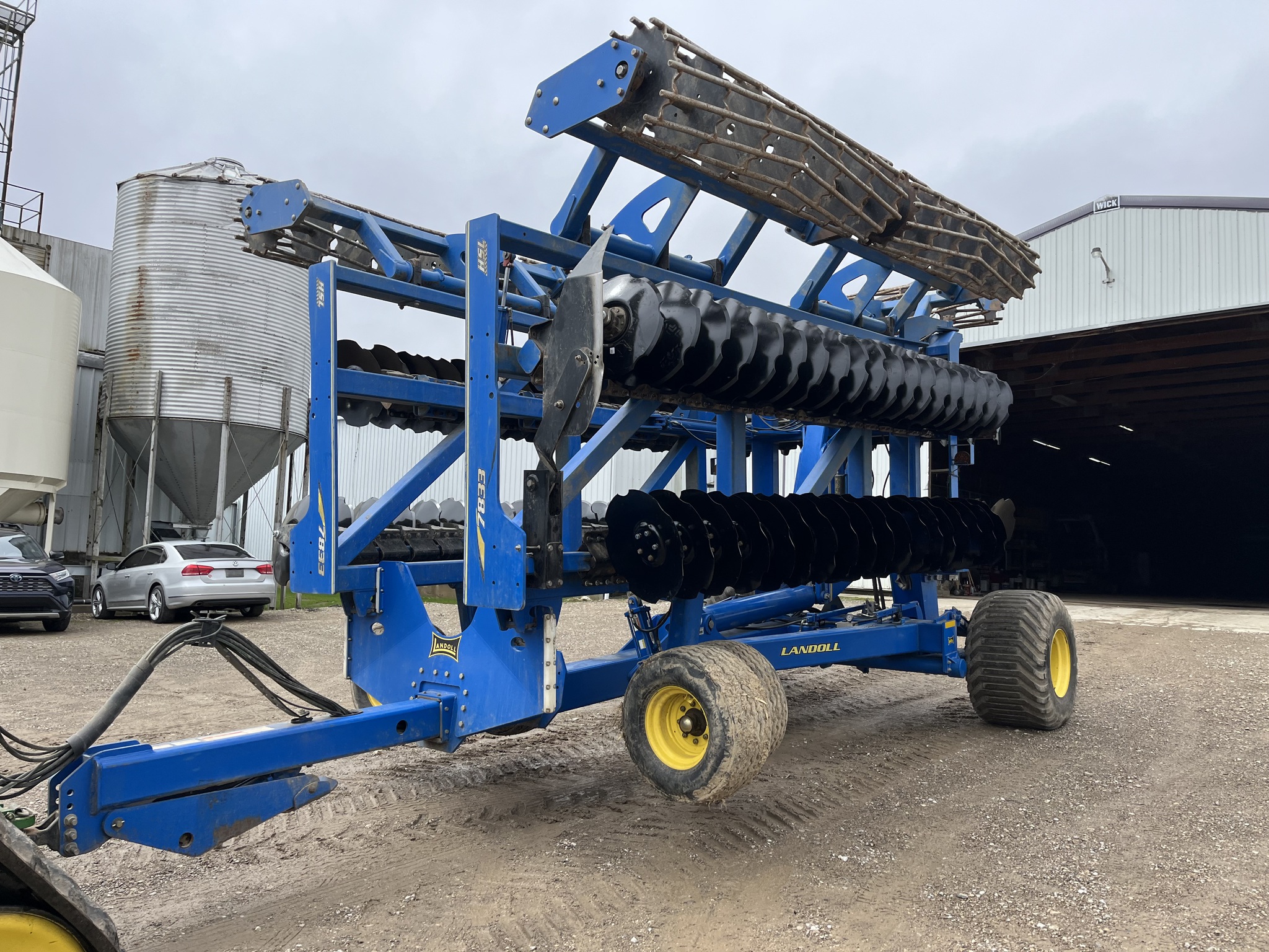 2016 Landoll 7833-40 Image 1