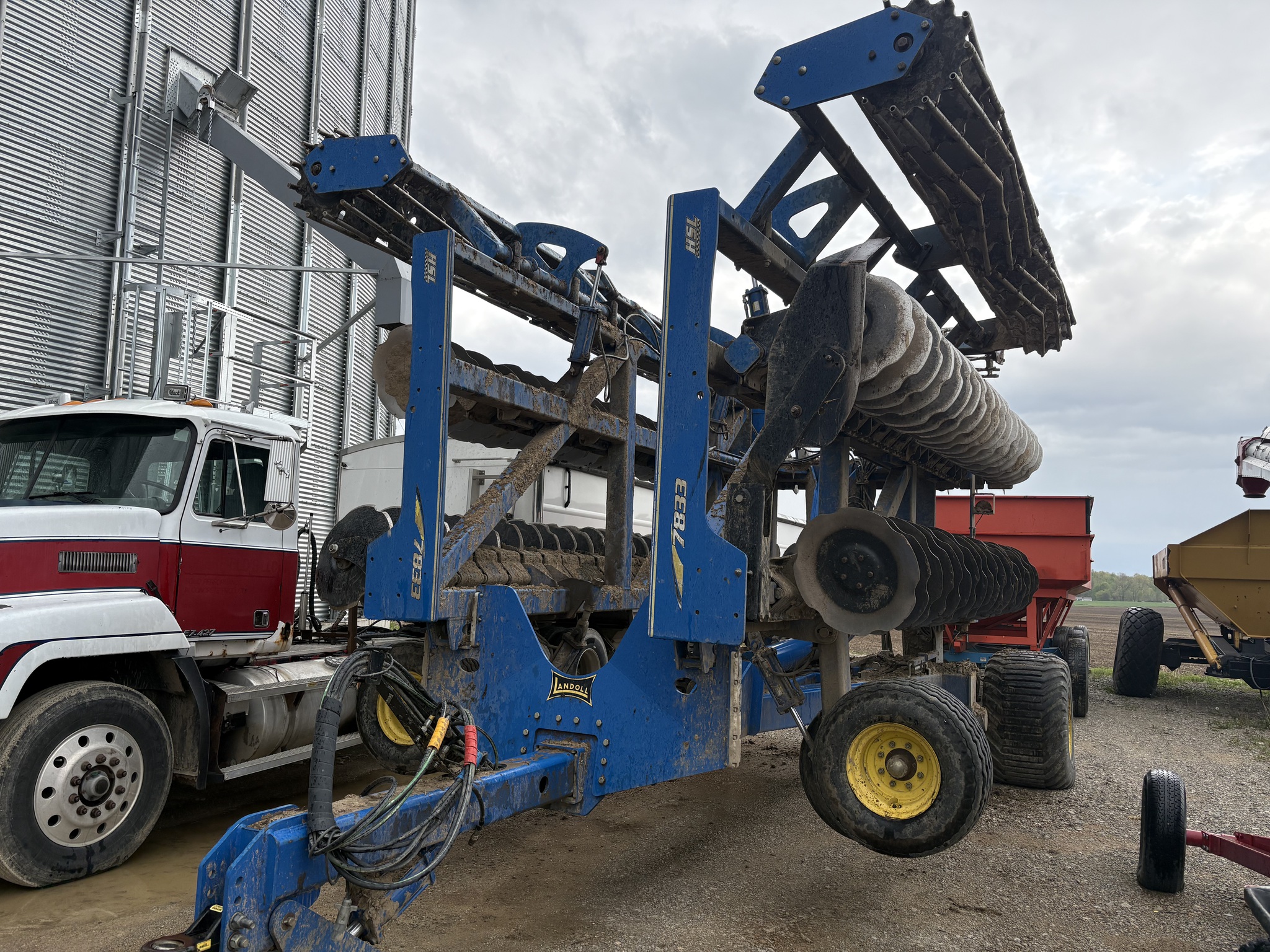 2016 Landoll 7833-40 Image 9