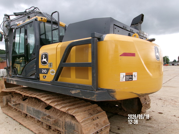 2024 John Deere 210 P