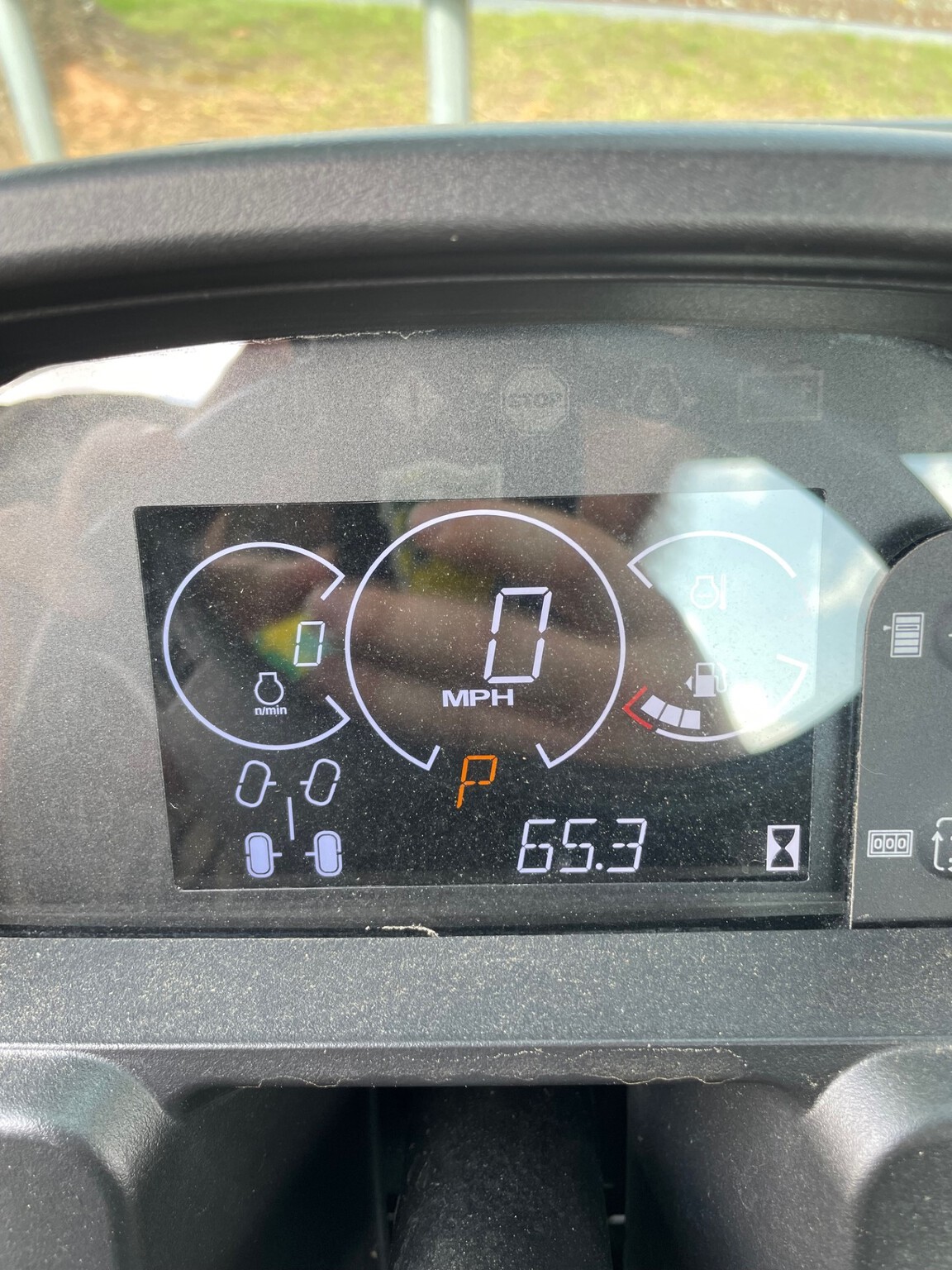 2023 John Deere XUV835M Image 6