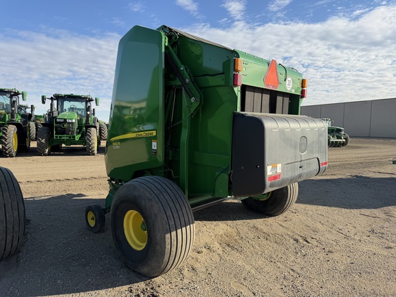 2022 John Deere 560R - Photo5
