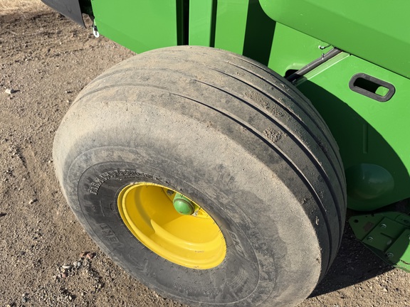 2022 John Deere 560R - Photo14