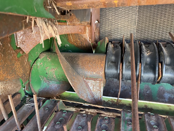 2022 John Deere 560R - Photo23