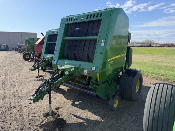 2022 John Deere 560R - Photo7