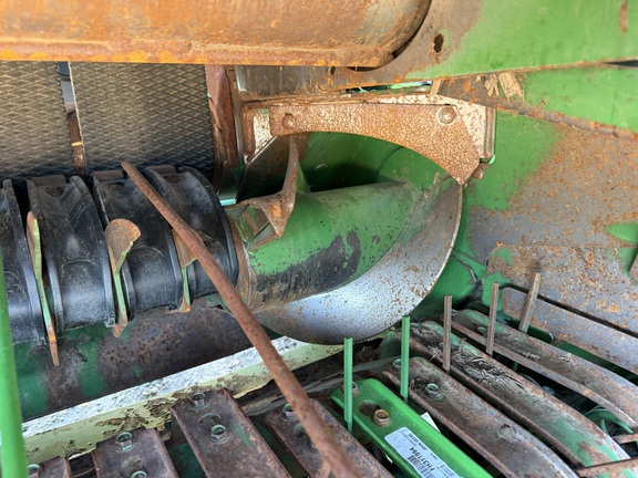 2022 John Deere 560R - Photo17