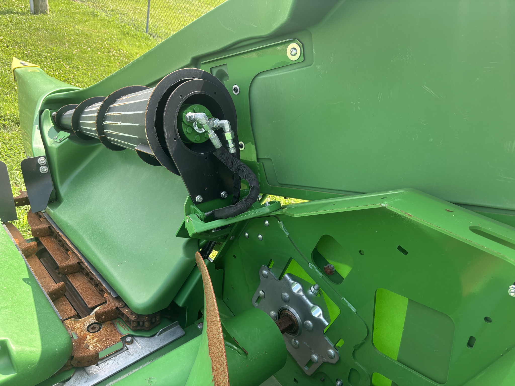 Used 2022 John Deere C8R Corn and Row Crop headers at Koenig Equipment in Greensburg, IN - PhotoXL11