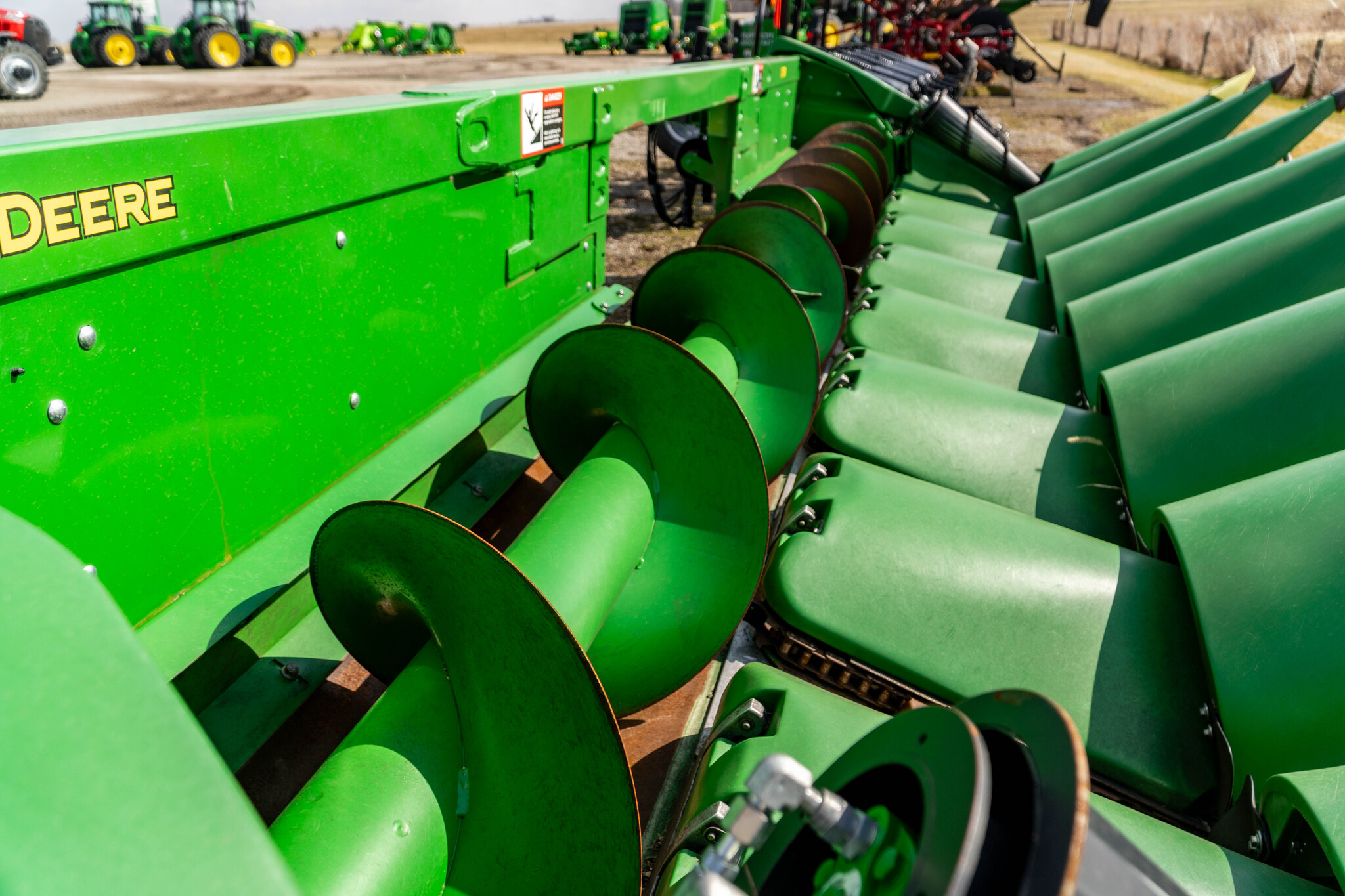 Used 2022 John Deere C8R Corn and Row Crop headers at Koenig Equipment in Greensburg, IN - PhotoXL12
