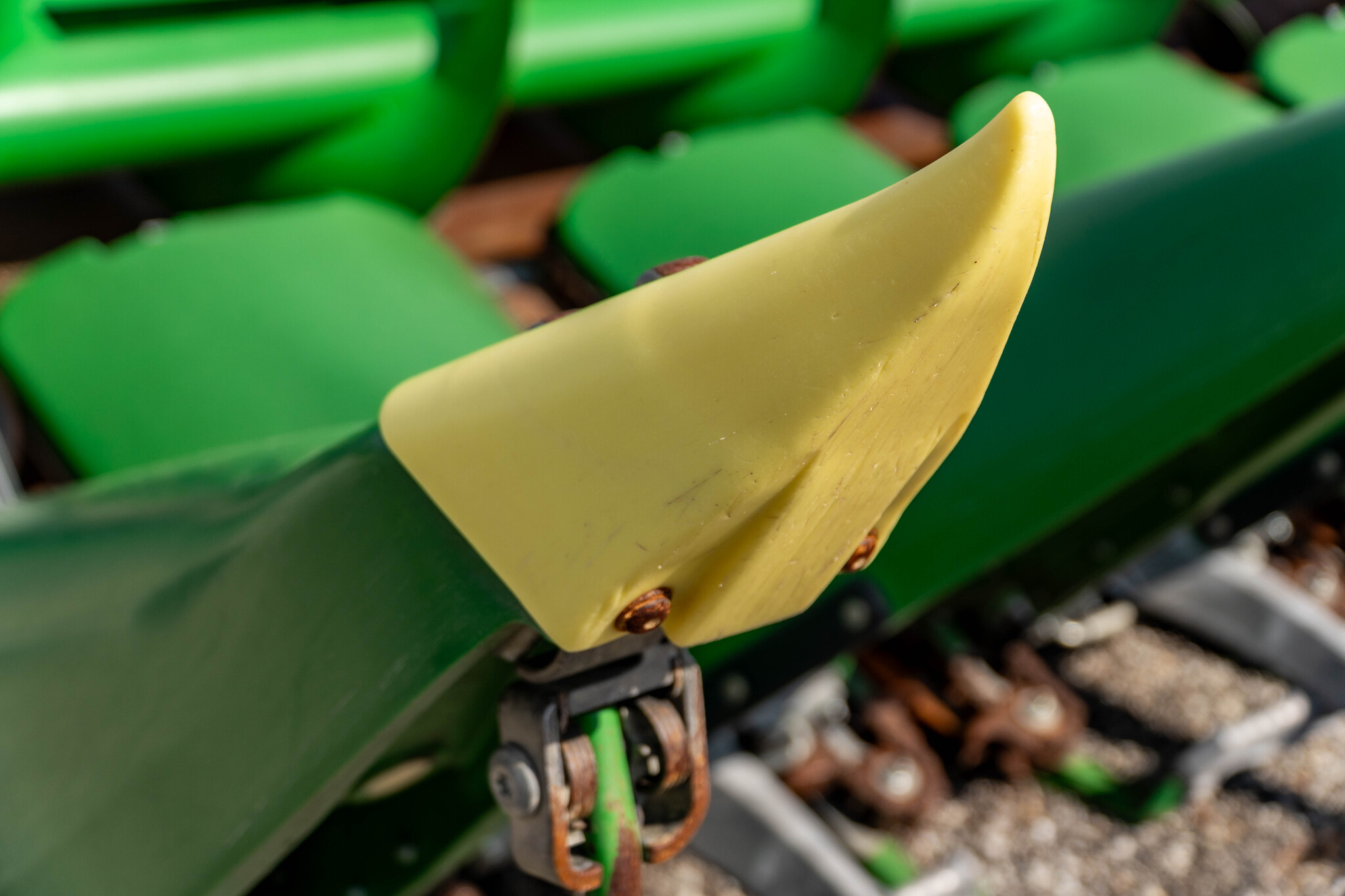 Used 2022 John Deere C8R Corn and Row Crop headers at Koenig Equipment in Greensburg, IN - PhotoXL23