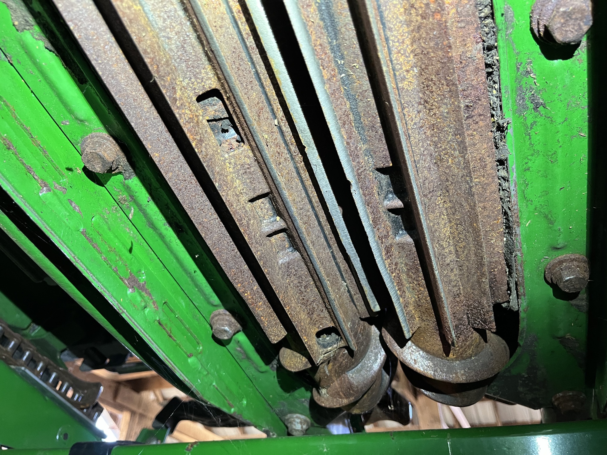 Used 2022 John Deere C8R Corn and Row Crop headers at Koenig Equipment in Greensburg, IN - PhotoXL20