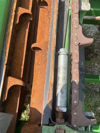 Used 2022 John Deere C8R Corn and Row Crop headers at Koenig Equipment in Greensburg, IN - Photo15