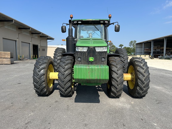 2016 John Deere 8370R Photo 2