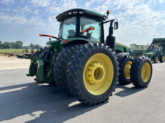 2016 John Deere 8370R Photo 4