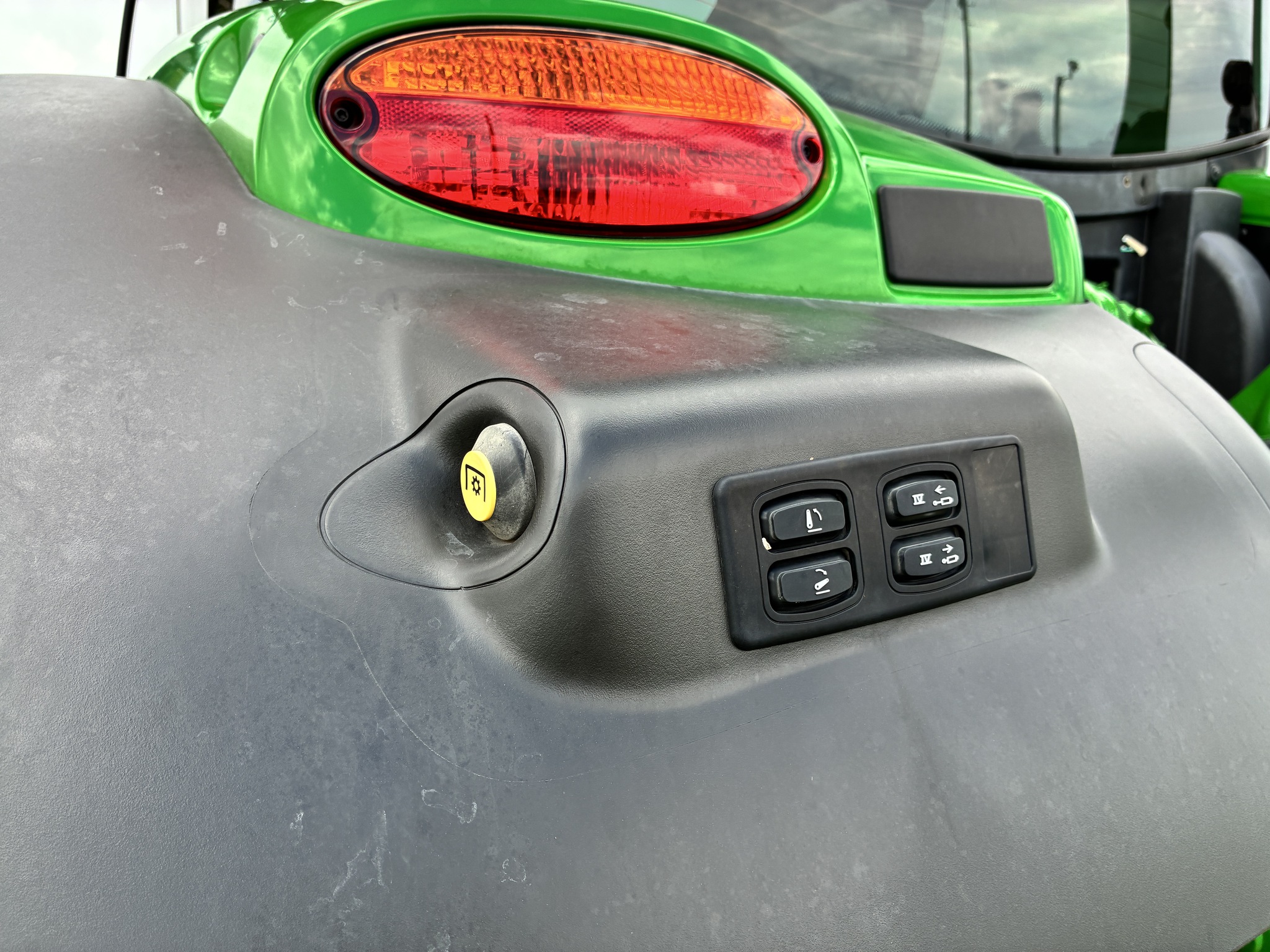 2024 John Deere 6R 145 Image 8