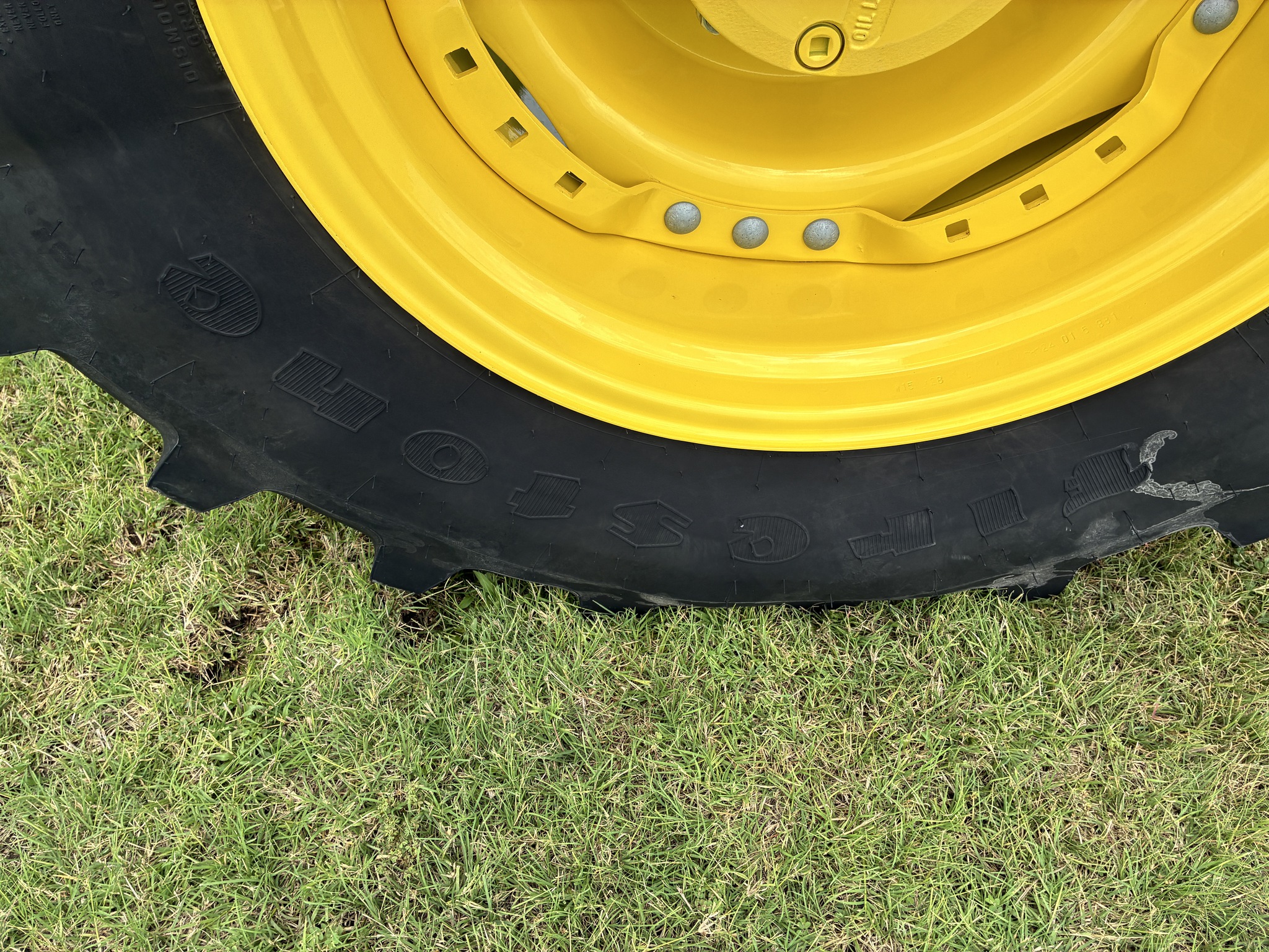 2024 John Deere 6R 145 Image 15