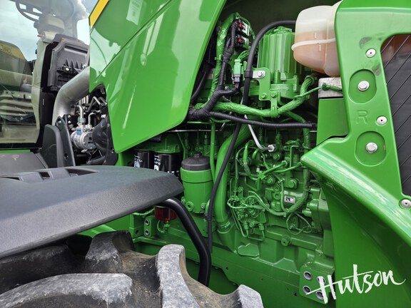 Photo of 2020 John Deere 8245R