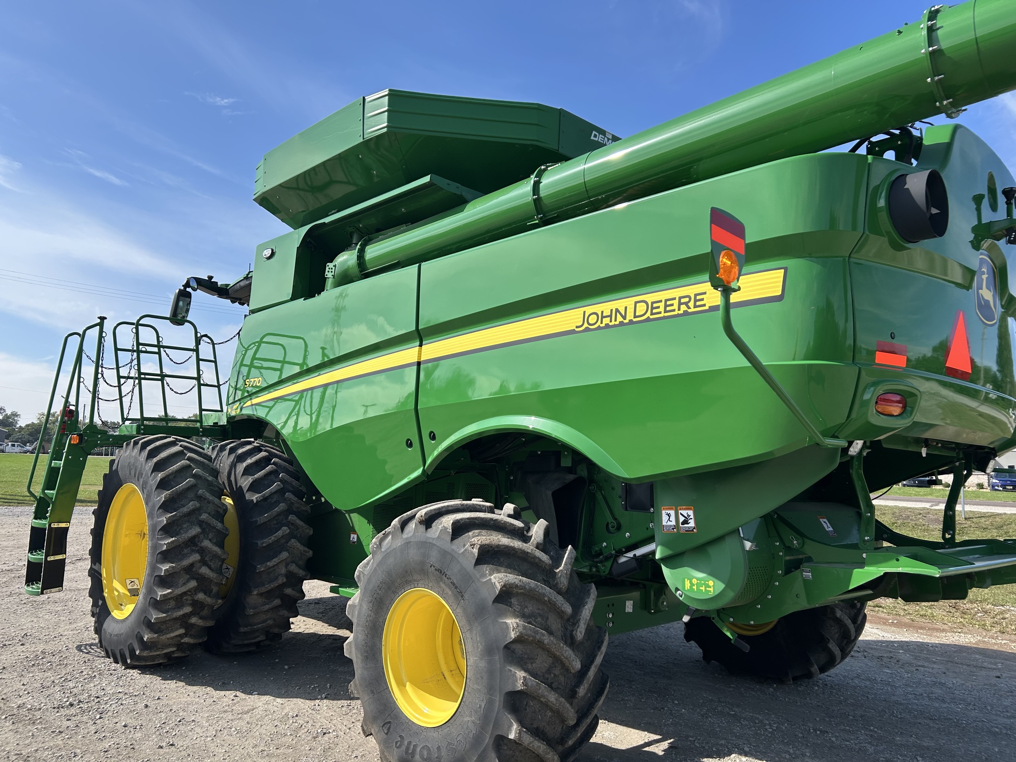  2023 John Deere S770 at Heritage Tractor in Seneca, KS