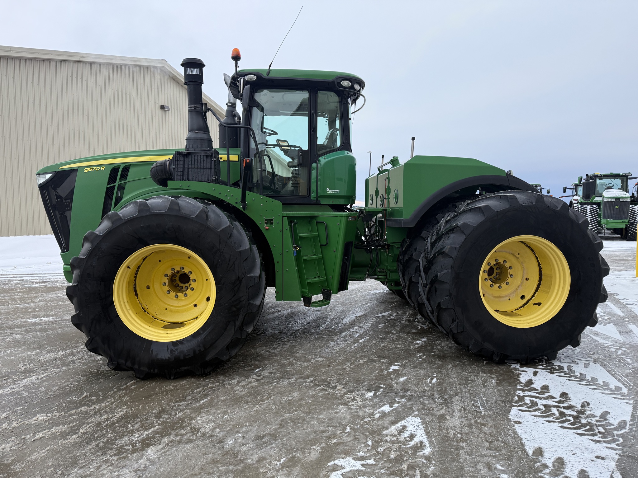 2015 John Deere 9570R Image 6