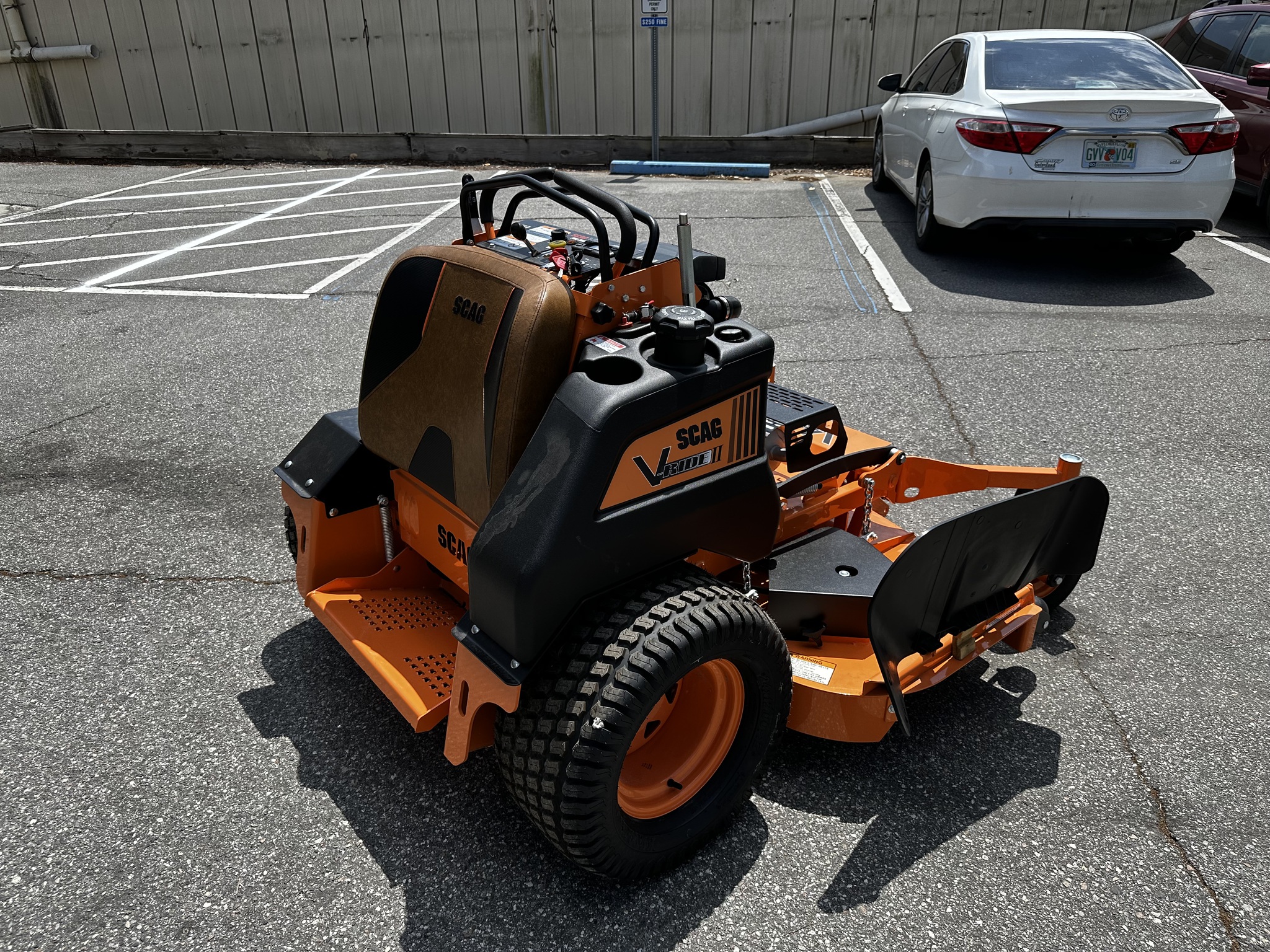 2025 Scag SVRII61V-38FXEFI Image 4