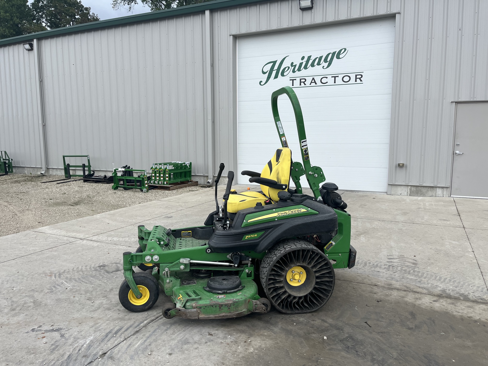  2022 John Deere Z970R at Heritage Tractor in Jefferson City, MO