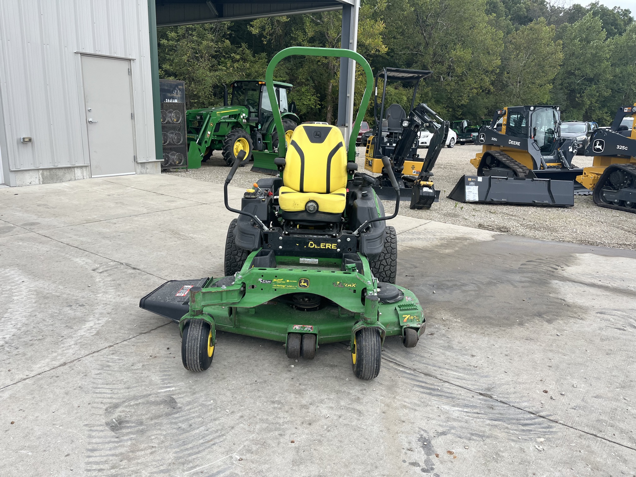  2022 John Deere Z970R at Heritage Tractor in Jefferson City, MO