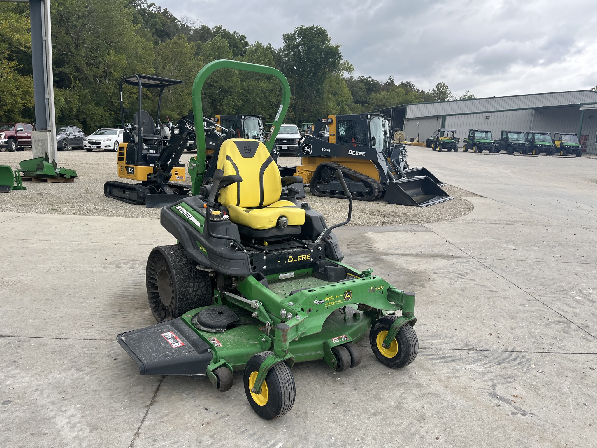  2022 John Deere Z970R at Heritage Tractor in Jefferson City, MO