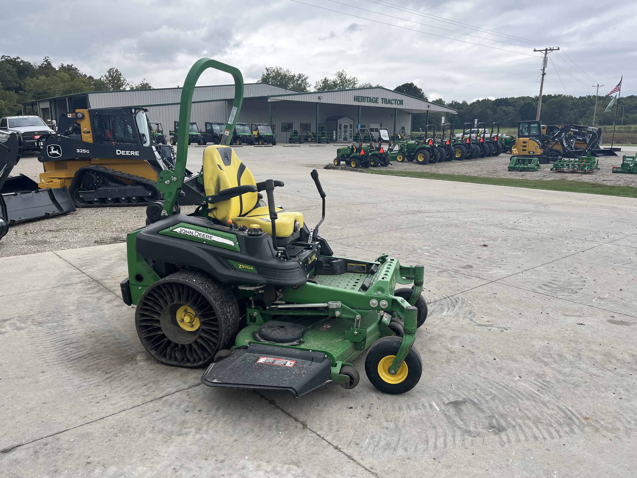  2022 John Deere Z970R at Heritage Tractor in Jefferson City, MO