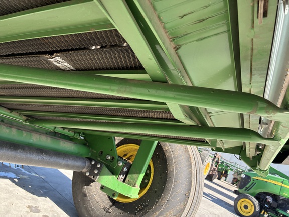 2024 John Deere 561M (6th thumbnail)