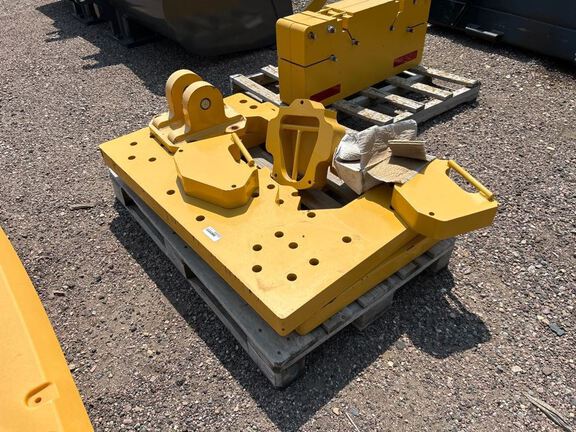 2024 John Deere CRLHITCH W/C