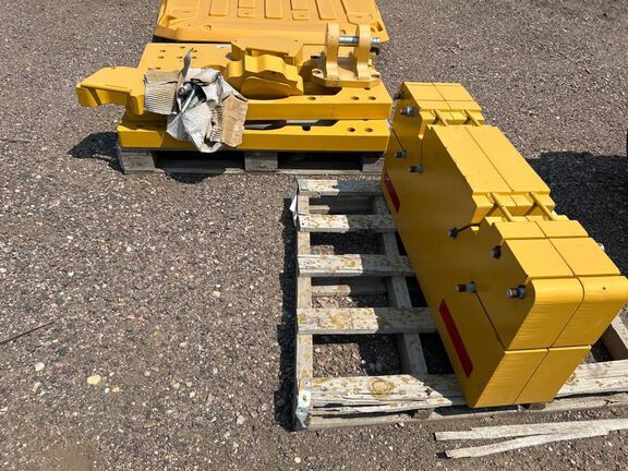 2024 John Deere CRLHITCH W/C